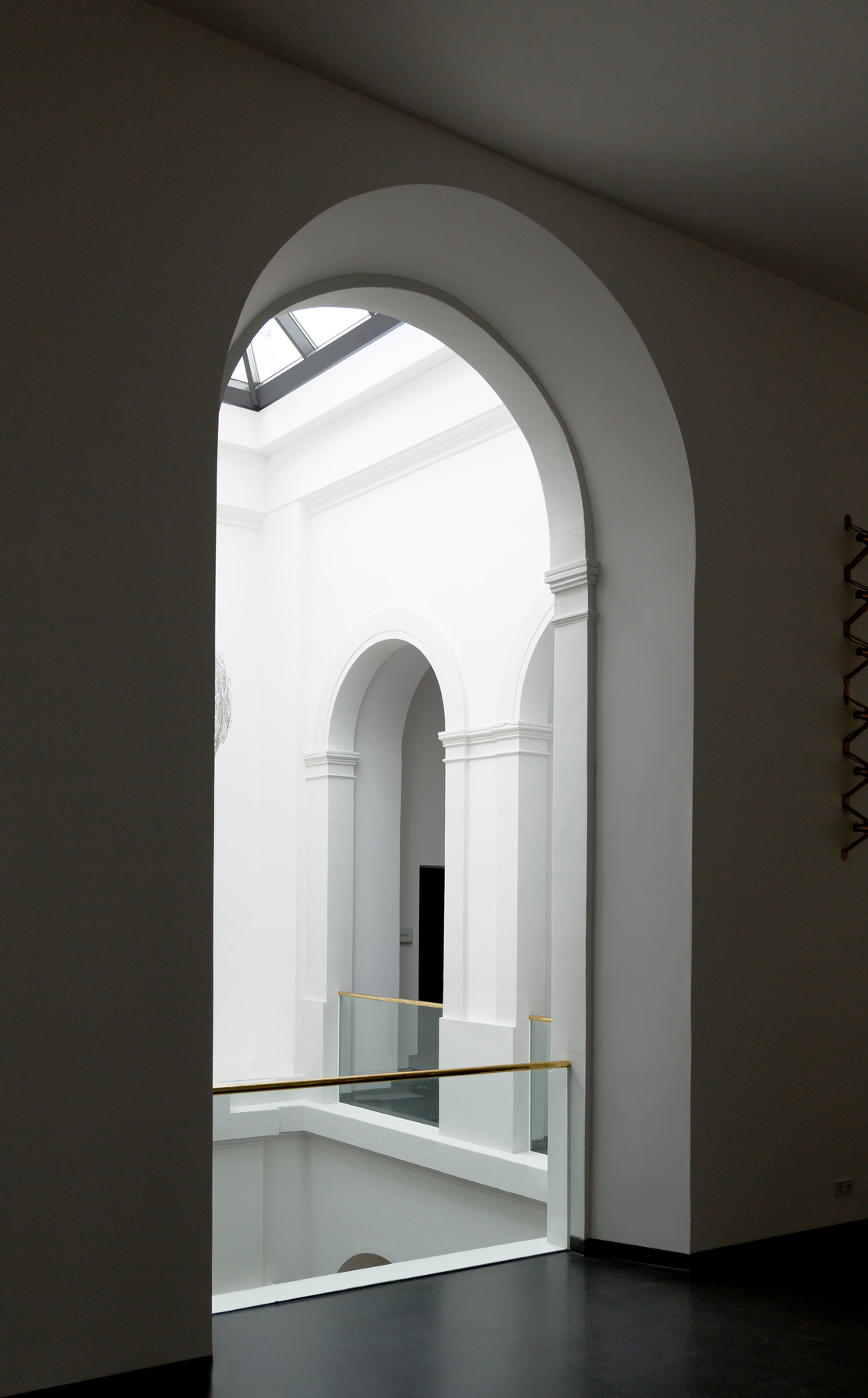 Arched walls interior Koetje Wood Products